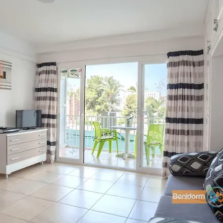 No Future Bookings Please Appartement
